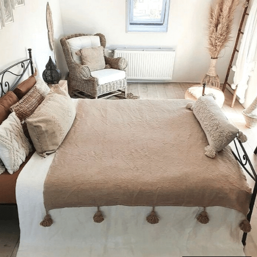 Pompondeken Beige