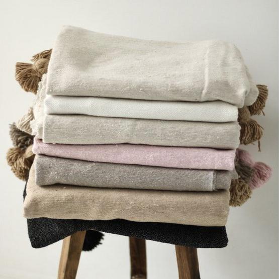 Pompondeken creme en beige